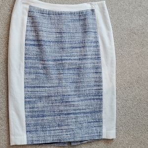 Knee length textured pencil skirt Size 8